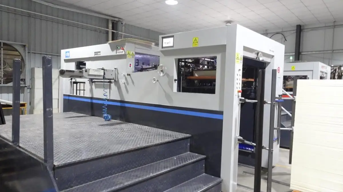 Flat Sheet Fully-Automatic Die Cutting Machines