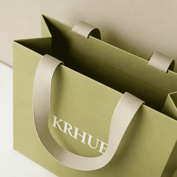 Luxury Custom Magnetic Rigid Gift Box and Paper Bag Set